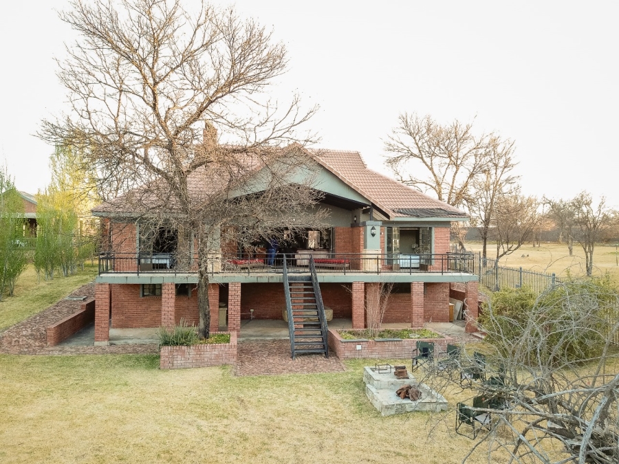 To Let 4 Bedroom Property for Rent in Riviera Glen Security Estate Free State
